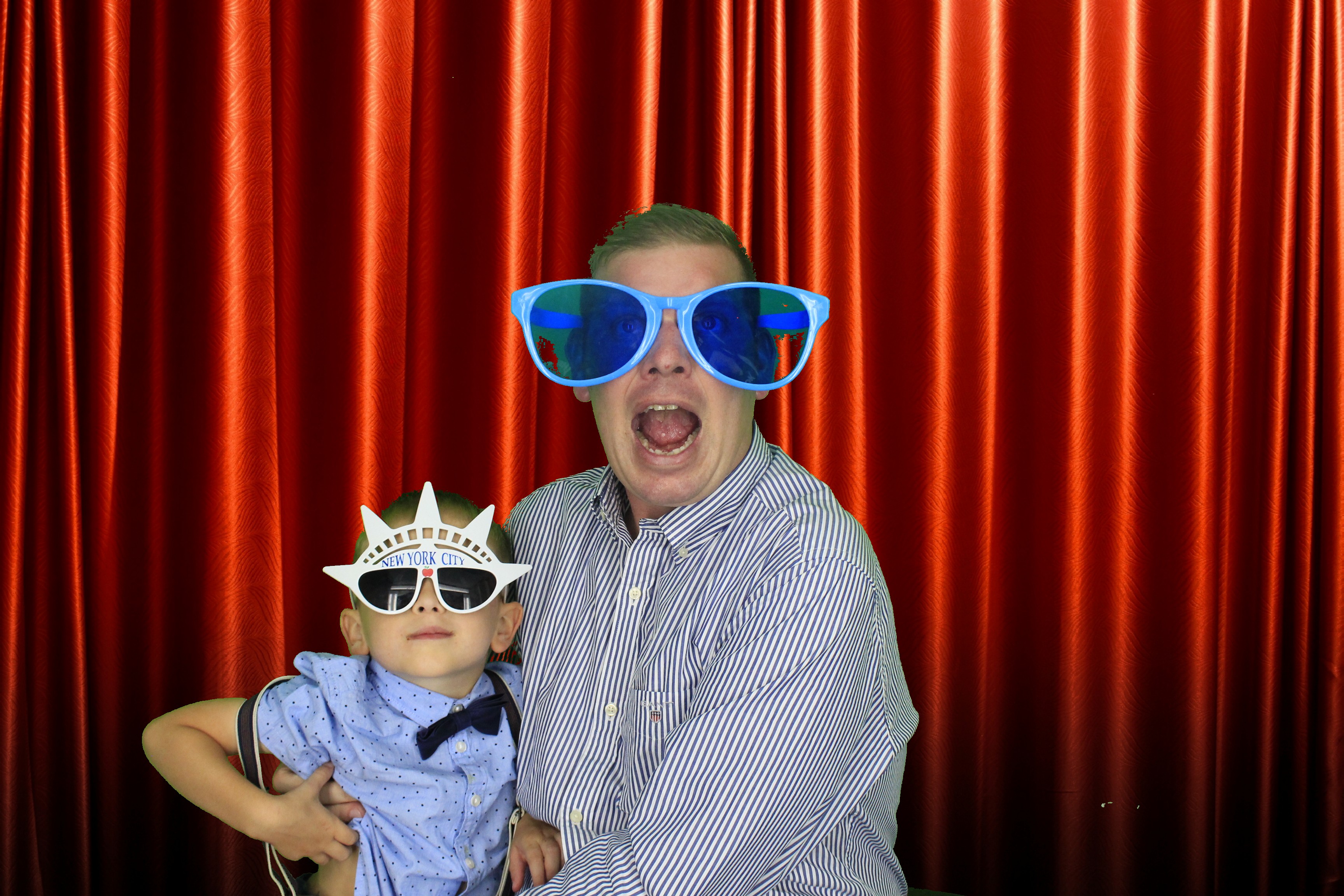 Lin's 60th Birthday | View more photos from the event at gallery.myphotoboothexperience.co.uk/u/MyPhotoBoothExperienceLtd/Lins-60th-Birthday